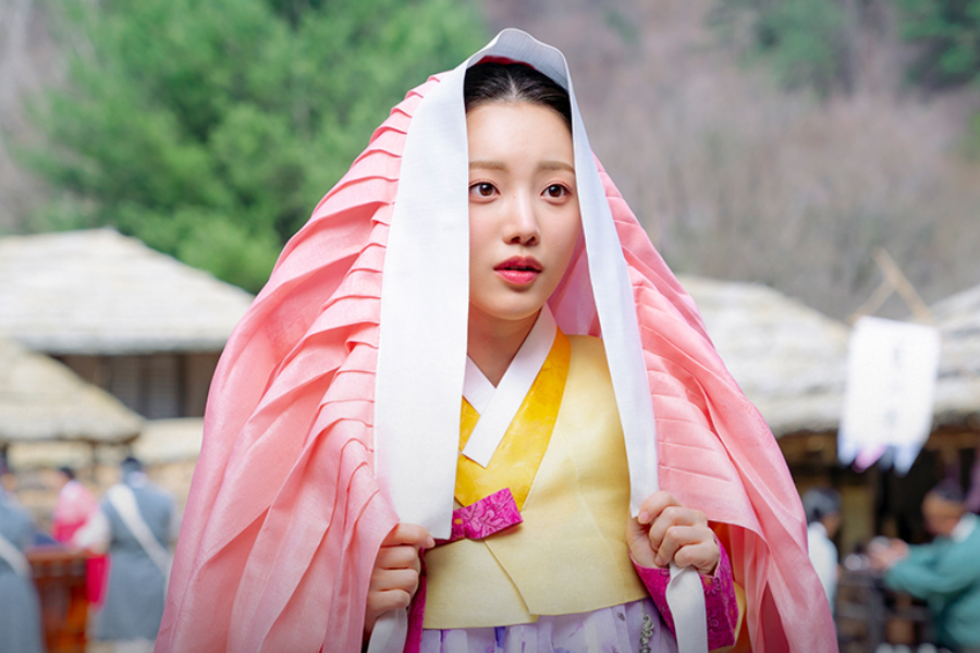 Han So Eun’s Arranged Marriage Is Shaken After She Falls For Moon Sang Min In “To My Beloved Thief”