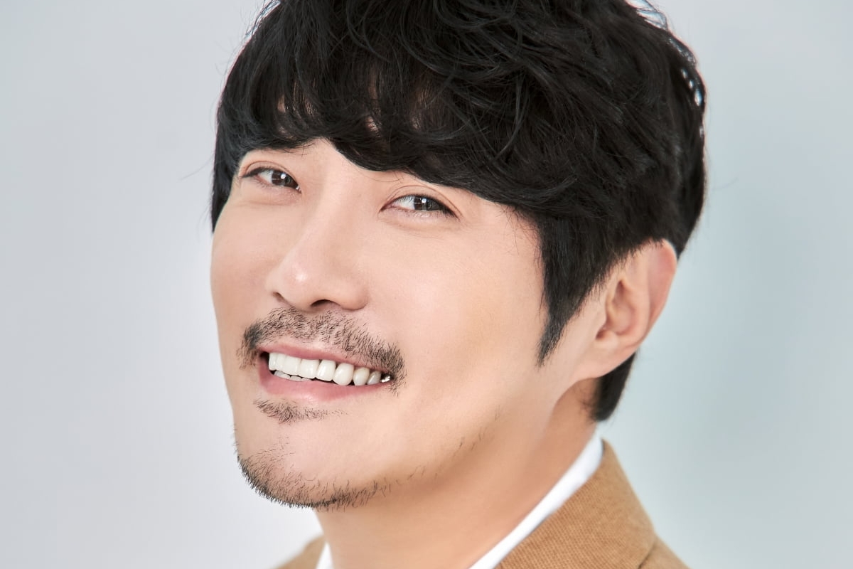 KCM Welcomes His Third Child 6 Weeks Earlier Than Expected