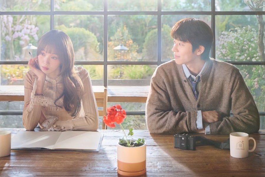 Chae Jong Hyeop Brings Spring To Lee Sung Kyung’s Life In New Poster For “In Your Radiant Season”