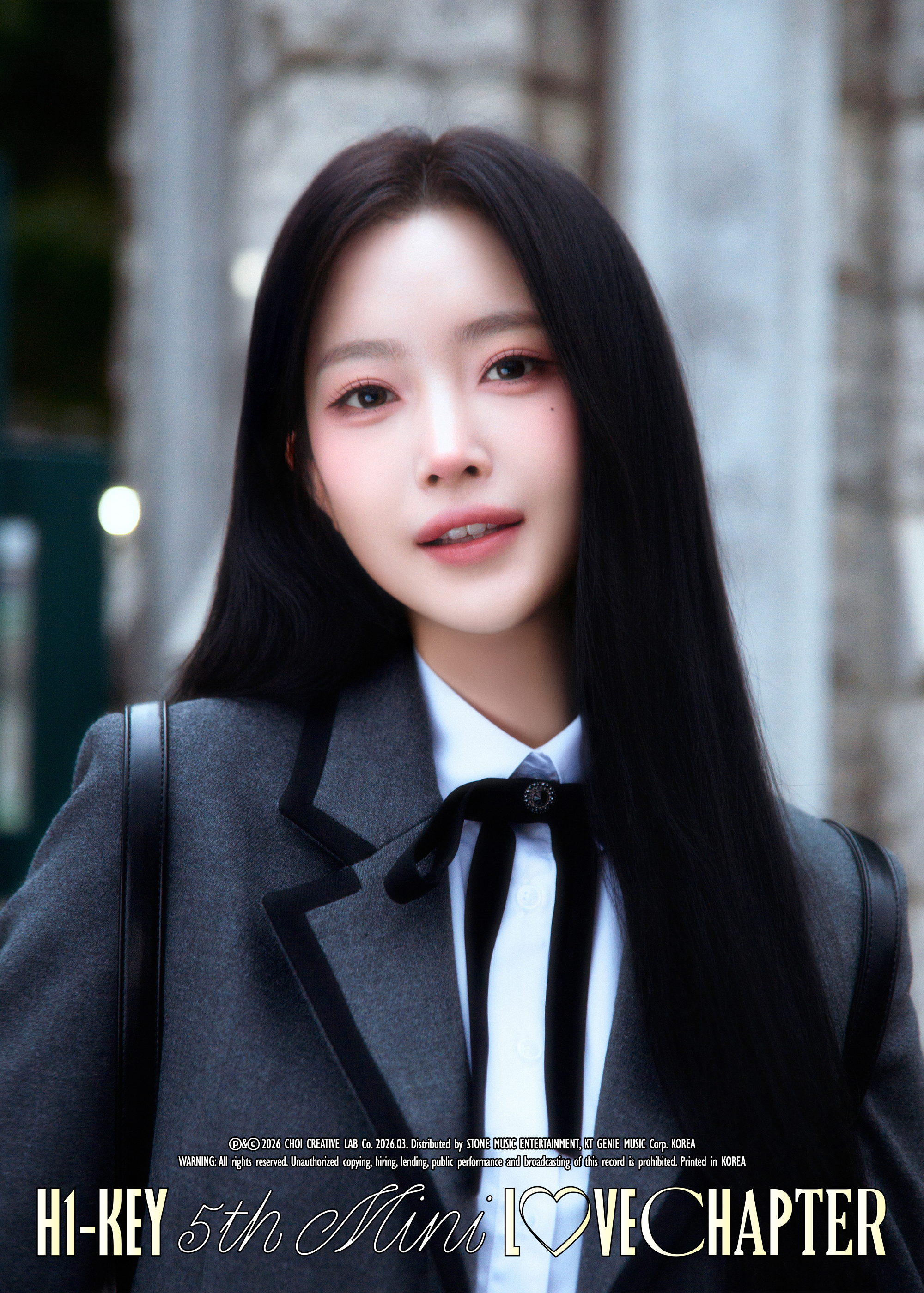 اللقطة الثانية للعضوة سيوي لألبوم LOVECHAPTER