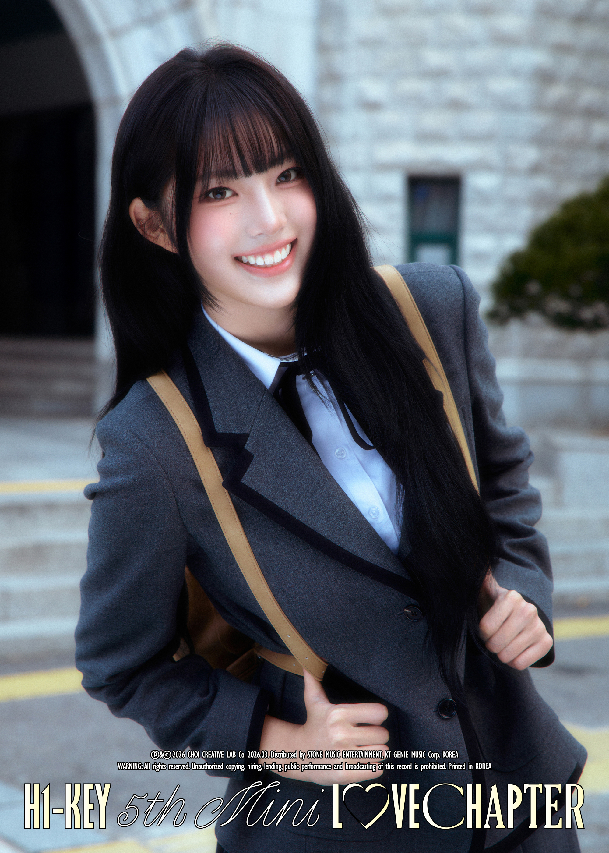 اللقطة الثانية للعضوة ييل لألبوم LOVECHAPTER