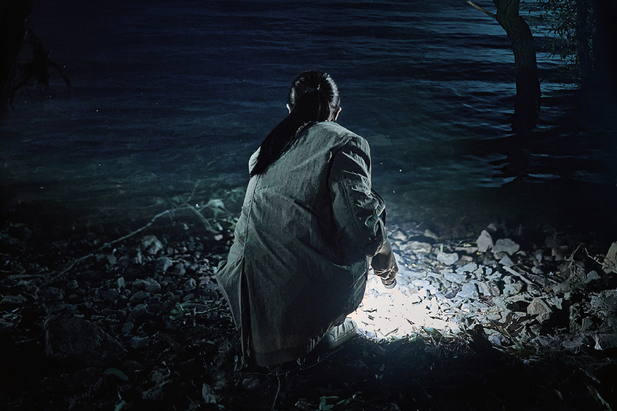 Kim Hye Yoon Encounters Terrifying Unknown At Cursed Reservoir In Poster For New Horror Film “Whispering Water”