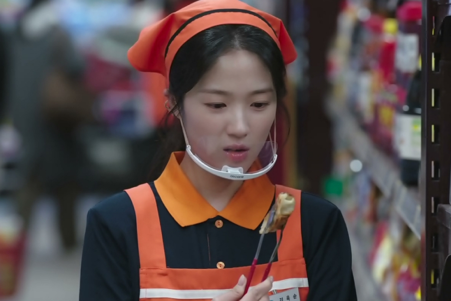 Kim Hye Yoon’s New Human Life Begins With Tough Part-Time Jobs In “No Tail To Tell”