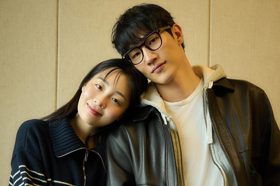 Kim Min Ha And Noh Sang Hyun Reunite With Captivating Chemistry At Script Reading For New Rom-Com Film