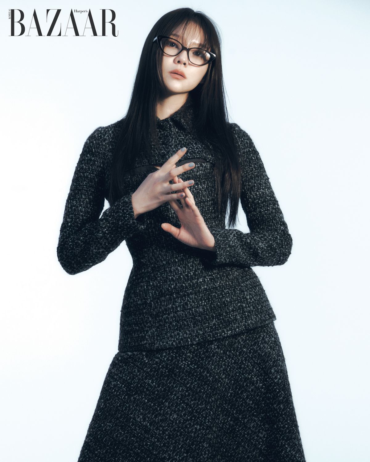 يو يون سوك في لقطة درامية