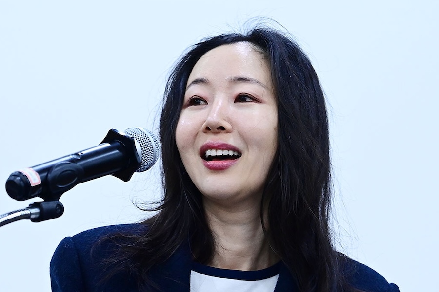 Min Hee Jin Addresses Lawsuits And Makes Proposal To HYBE At Press Conference