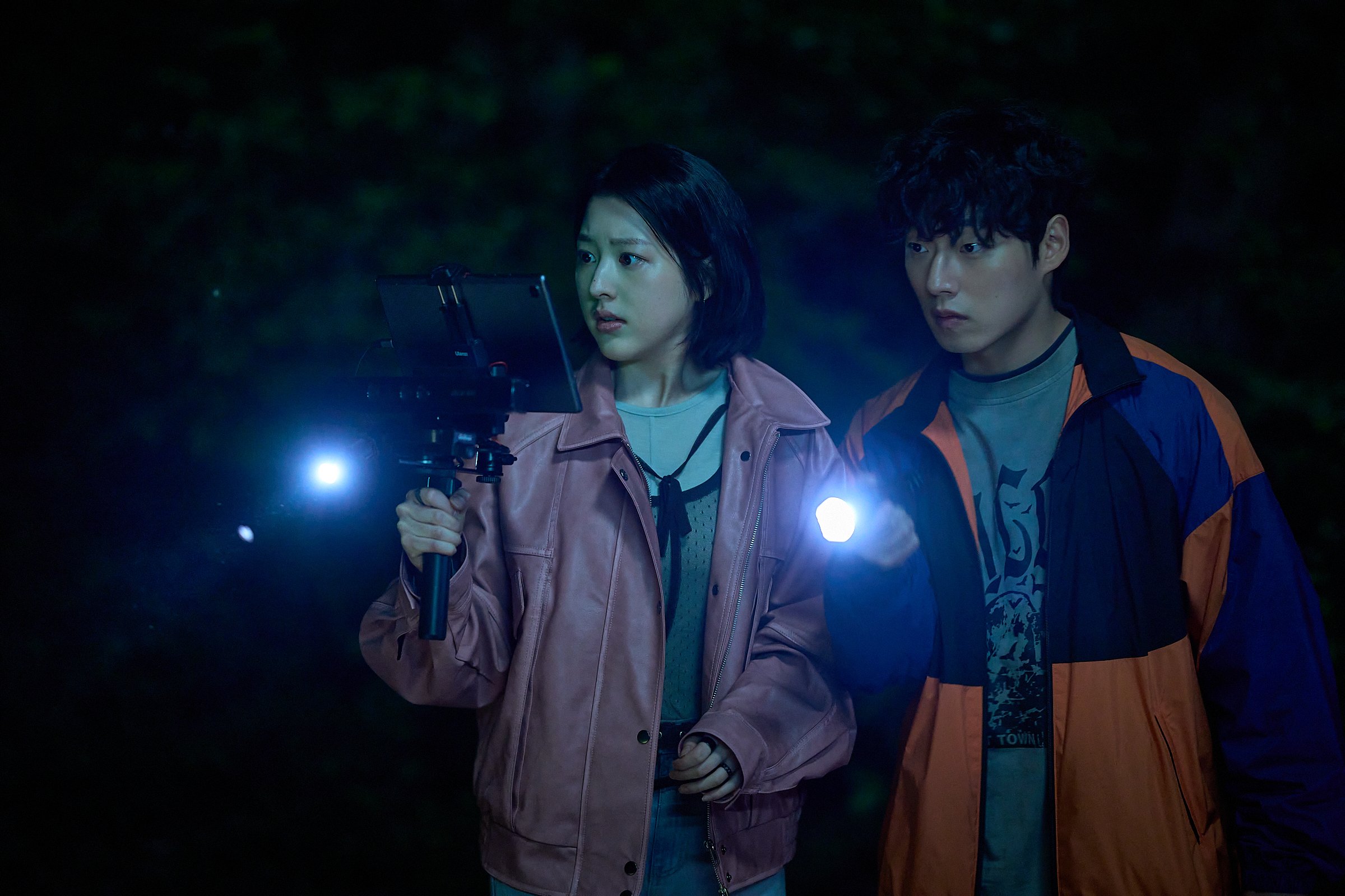Kim Hye Yoon, Lee Jong Won, And More Trapped In Endless Loop Of Fear In New Horror Film “Whispering Water”
