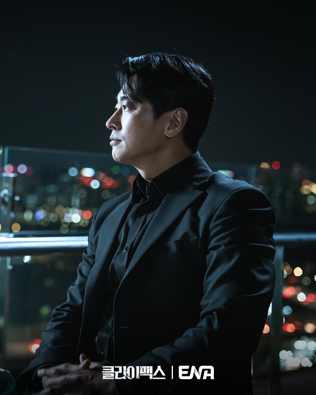 Climax Drama Still - Ju Ji Hoon and Ha Ji Won in a tense stare-down