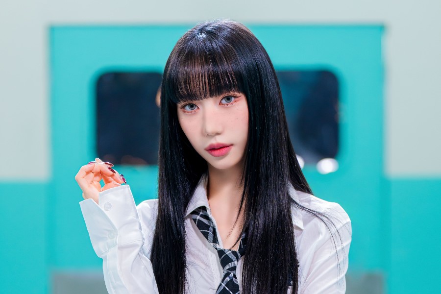 SECRET NUMBER’s Zuu Leaves Group And Agency