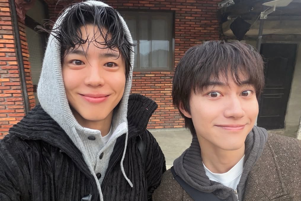 Kwak Dong Yeon In Talks To Join Park Bo Gum At THEBLACKLABEL