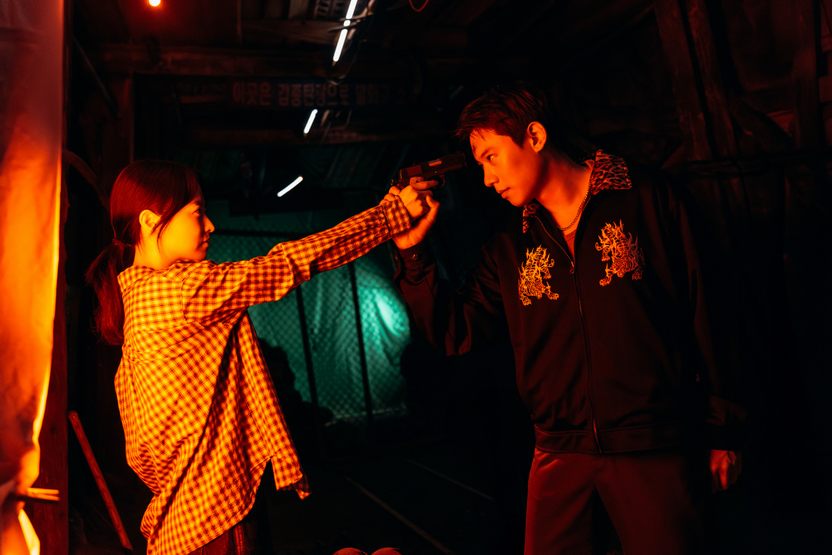 الممثل كيم سونغ تشول في لقطة من الدراما