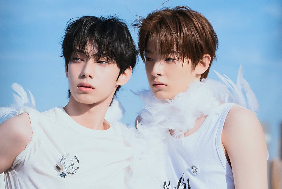 Chuei Li Yu And Kang Woo Jin’s Group Announces Name FLARE U + Launches Social Media Accounts