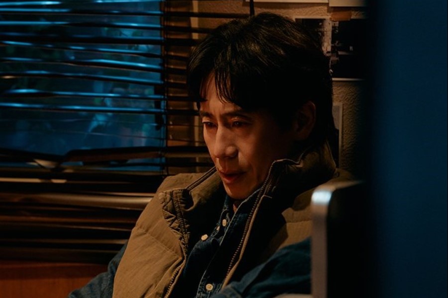 Shin Ha Kyun Struggles To Navigate His Undercover Life In New Drama “Fifties Professionals”