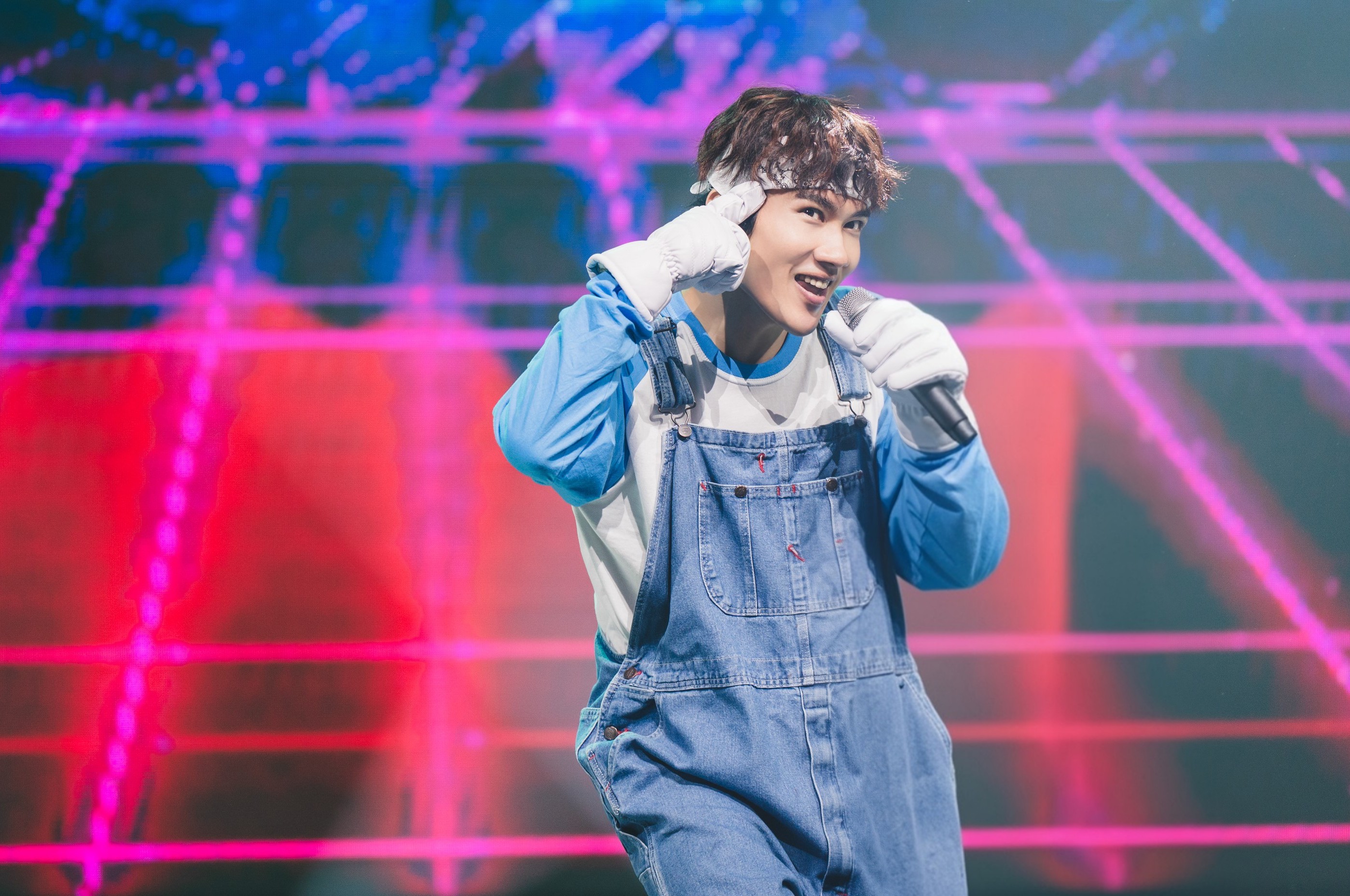 Um Tae Goo Transforms Into An Overly Passionate Rapper In Upcoming Film “Wild Sing”