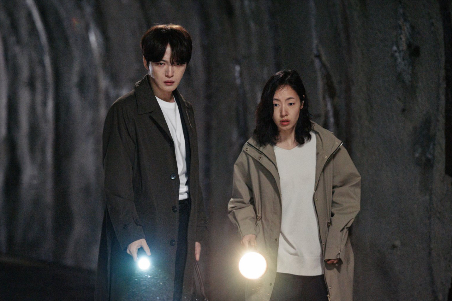 Kim Jae Joong And Gong Sung Ha Face Unexplainable Horror In Abandoned Shrine In Horror Film “The Shrine”