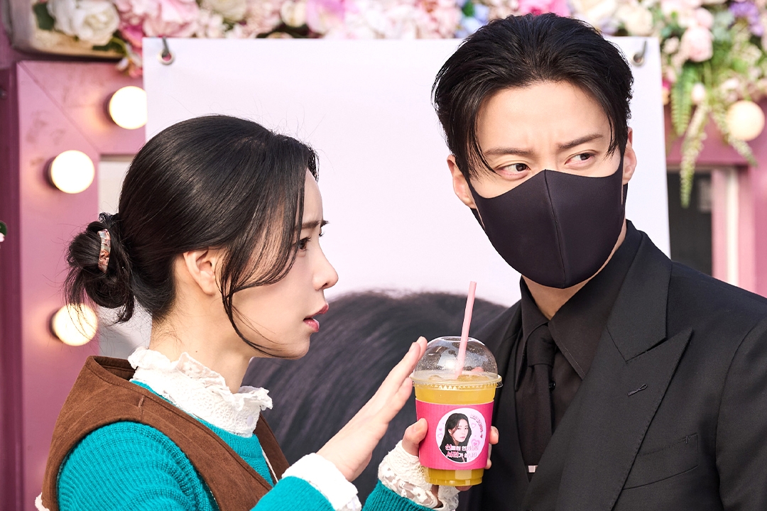 Heo Nam Jun Woos Lim Ji Yeon With A Coffee Truck In “My Royal Nemesis”