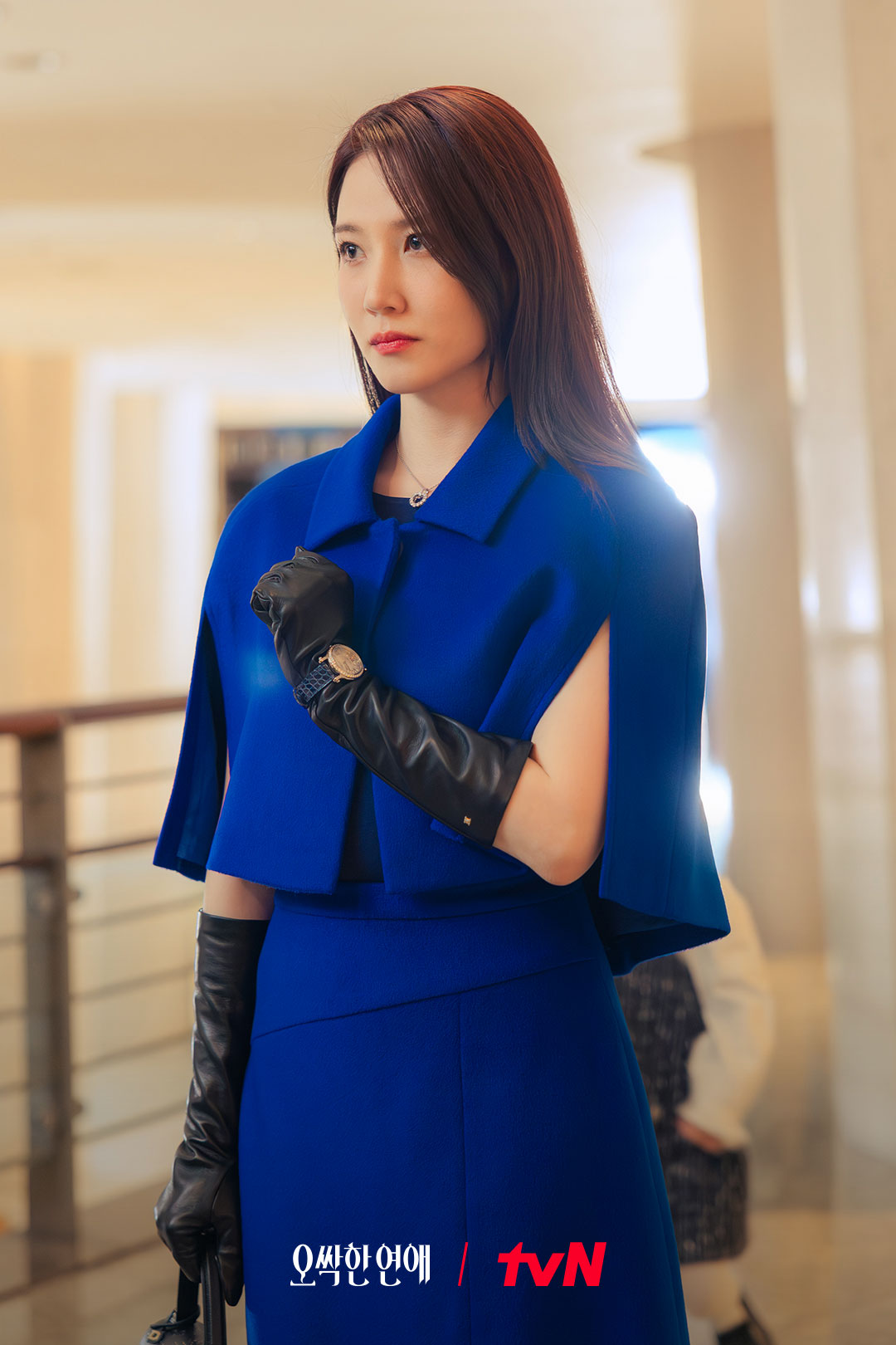 Park Eun Bin Transforms Into A Hotel CEO Who Can See Ghosts In New Drama “Spooky In Love”插图2