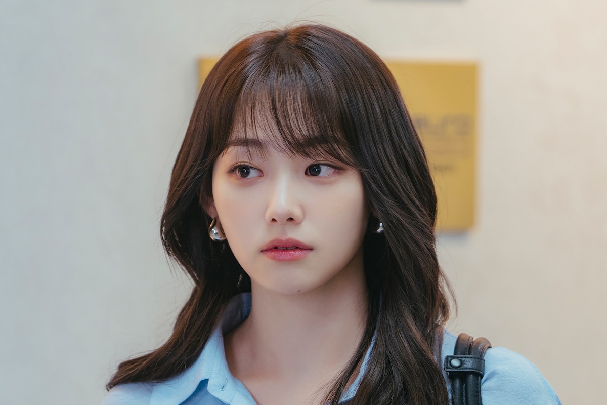 Kang Mina Transforms Into A Relatable Office Employee In New Drama “See You At Work Tomorrow!”