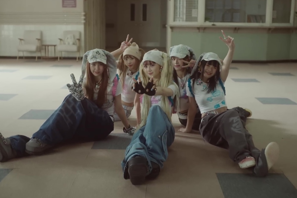 NewJeans’ “OMG” (Performance Ver. 1) Becomes Their 1st MV To Hit 400 Million Views