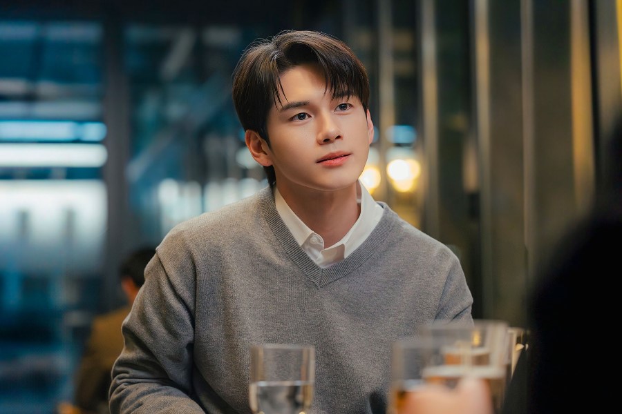 Ong Seong Wu Is A Hotel CEO Who Hides Dark Ambitions Behind Gentle Facade In “Spooky In Love”