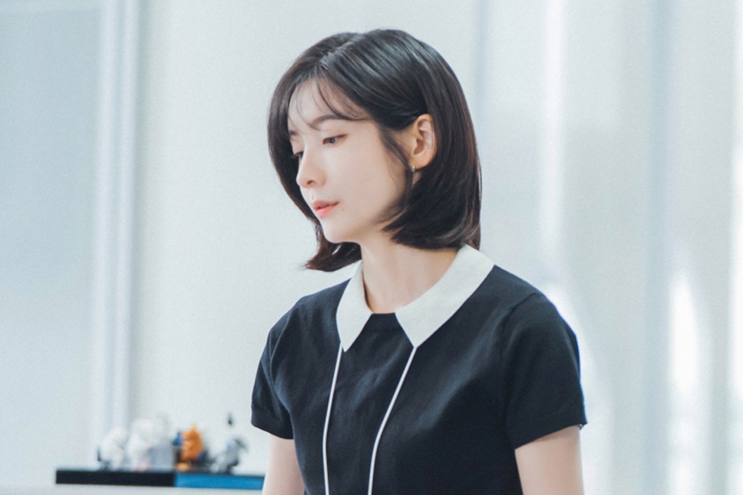 Park Ji Hyun’s Monotonous Daily Life Is Changed By Seo In Guk In “See You At Work Tomorrow!”