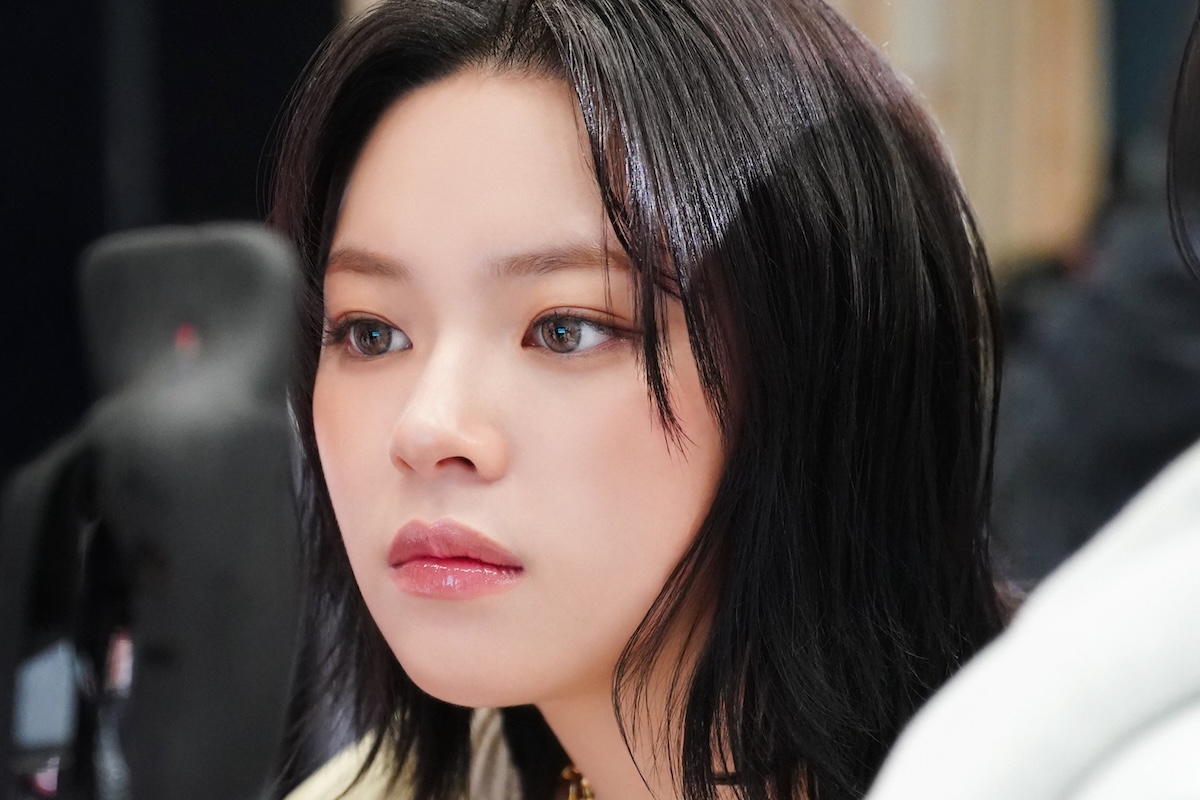 TWICE’s Jeongyeon In Talks To Sign With New Agency + JYP Entertainment Briefly Comments