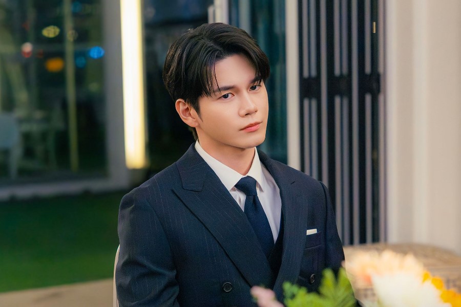 Ong Seong Wu Talks About Taking On His First-Ever Villain Role In “Spooky In Love”