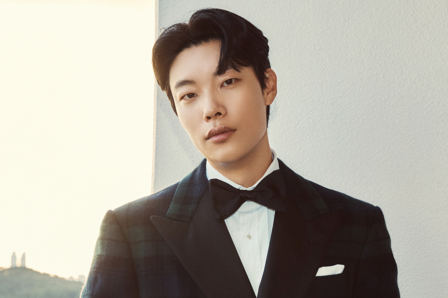 Ryu Jun Yeol Signs With Galaxy Corporation