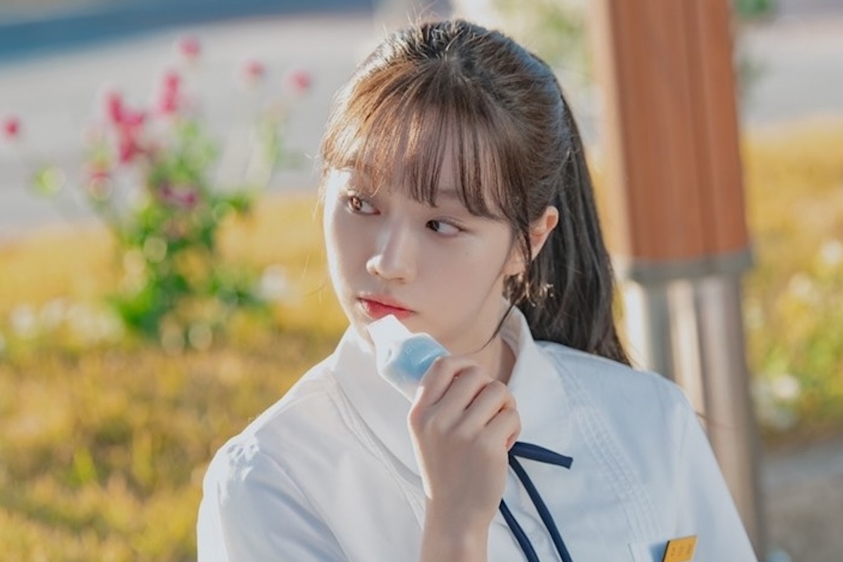 Hyeri Is A Struggling Reporter Who Once Dreamed Of Becoming A Film Director In New Drama “Dream To You”