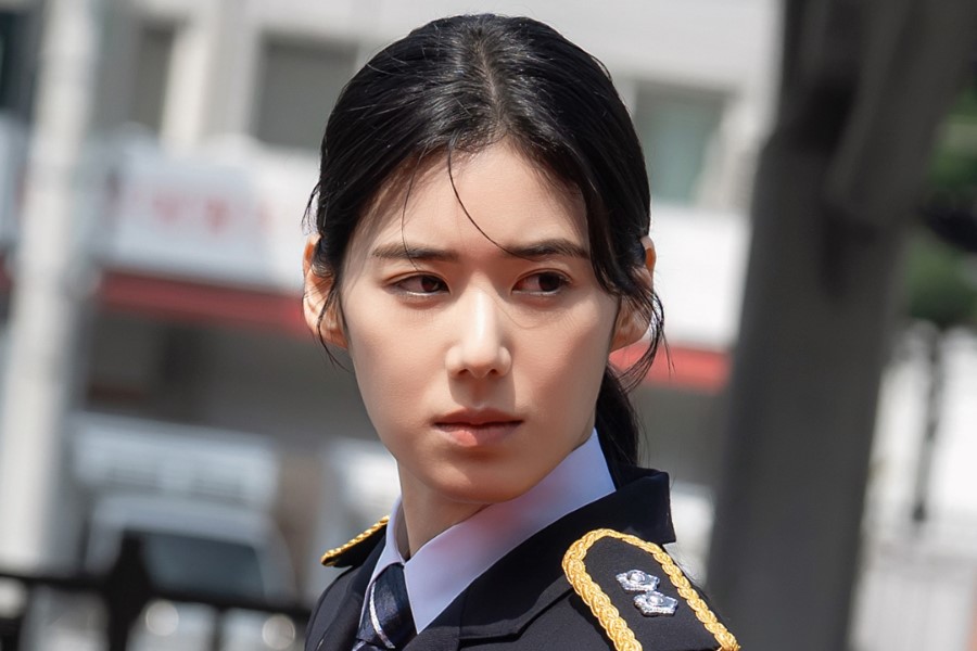 Jung Eun Chae Is Ahn Bo Hyun’s Former Police Academy Instructor Turned Detective Partner In “Flex X Cop 2”