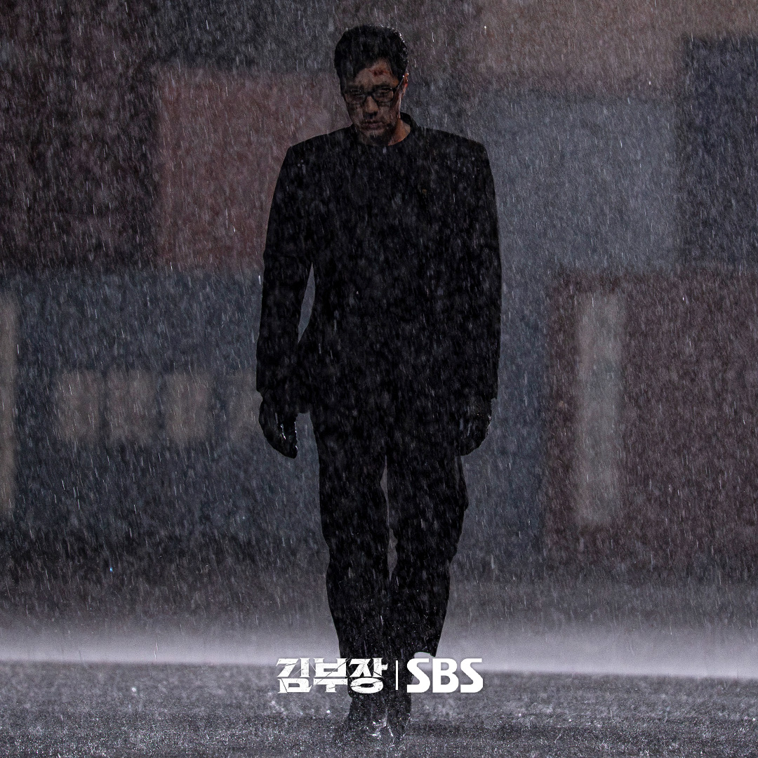 So Ji Sub Falls To His Knees In Despair On “Agent Kim Reactivated”