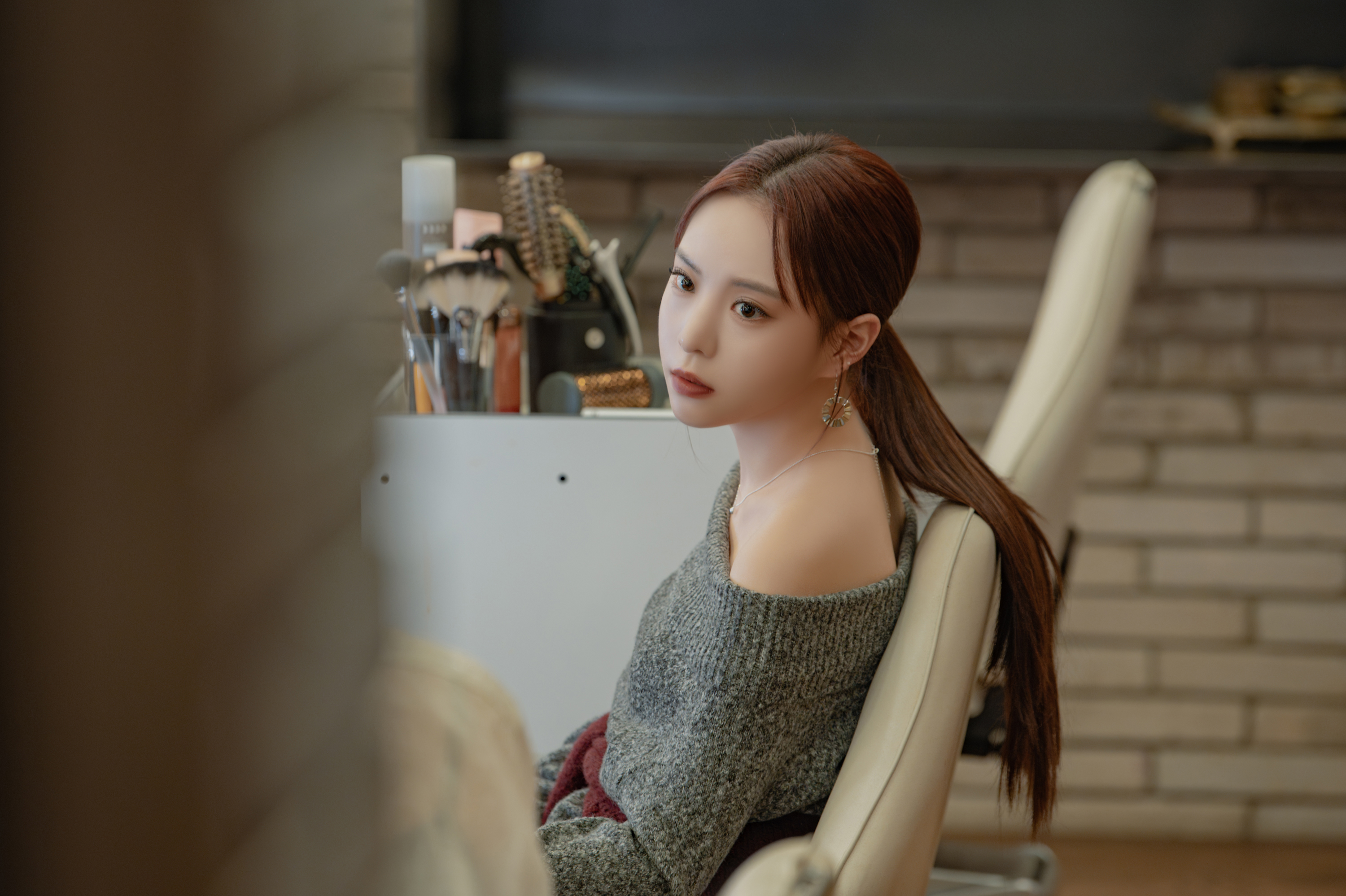Lee Yul Eum Is An Endearing Top Star Who Begins To Reconsider Her Dreams In “Dream To You”