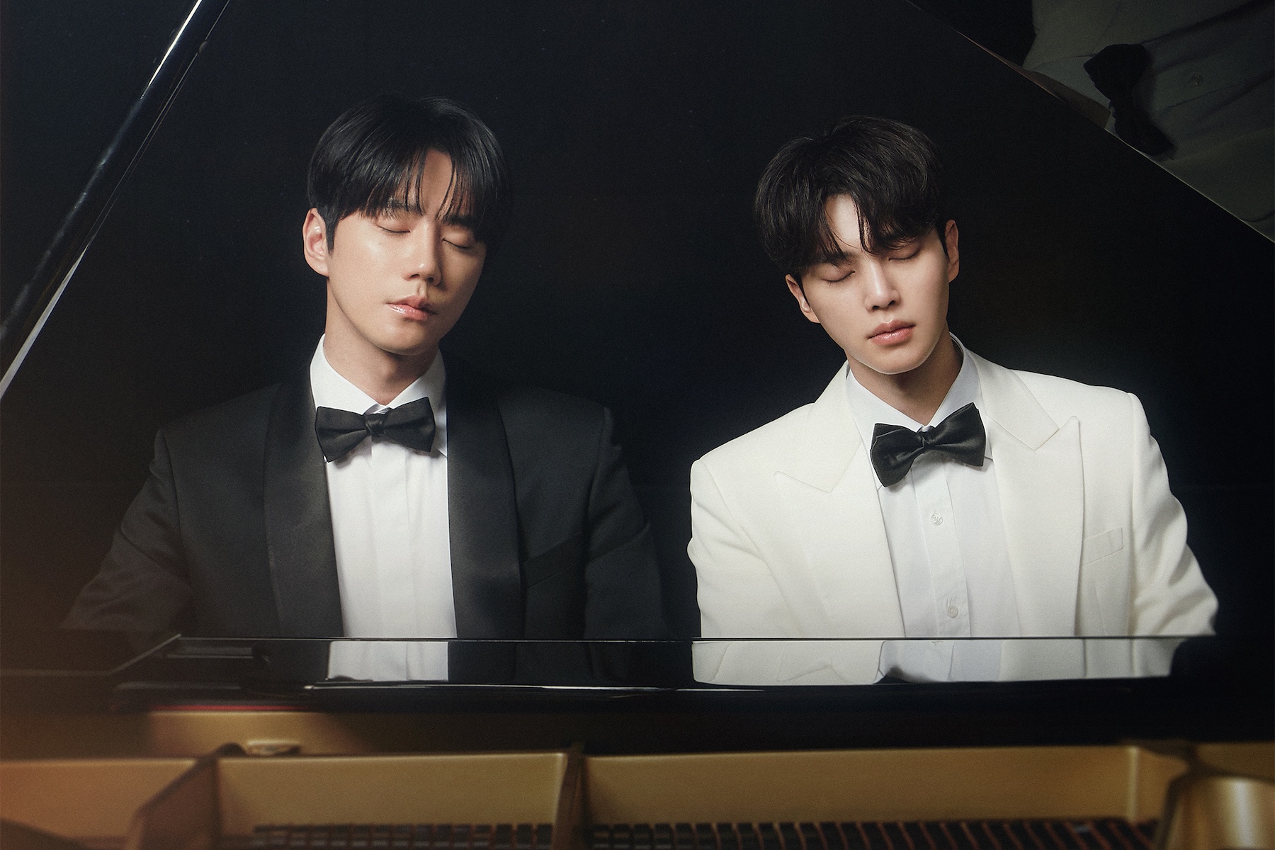 Song Kang And Lee Jun Young Create Harmony In “Four Hands, Two Sonatas” Poster