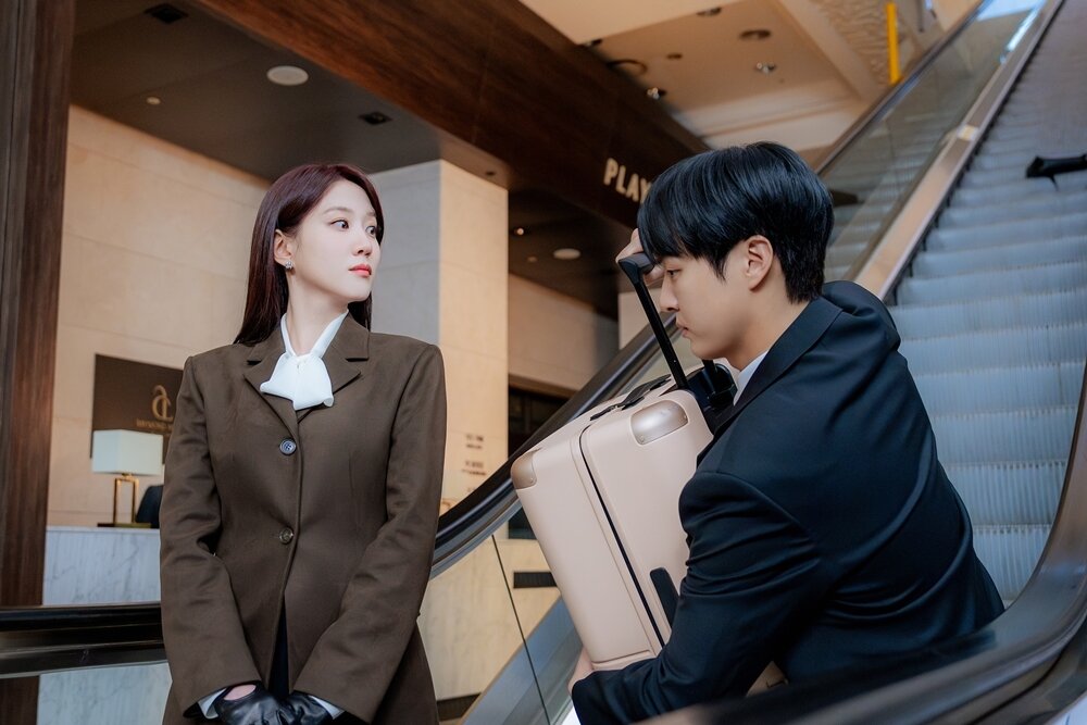 Ong Seong Wu Gets Between Park Eun Bin And Yang Se Jong In “Spooky In Love”