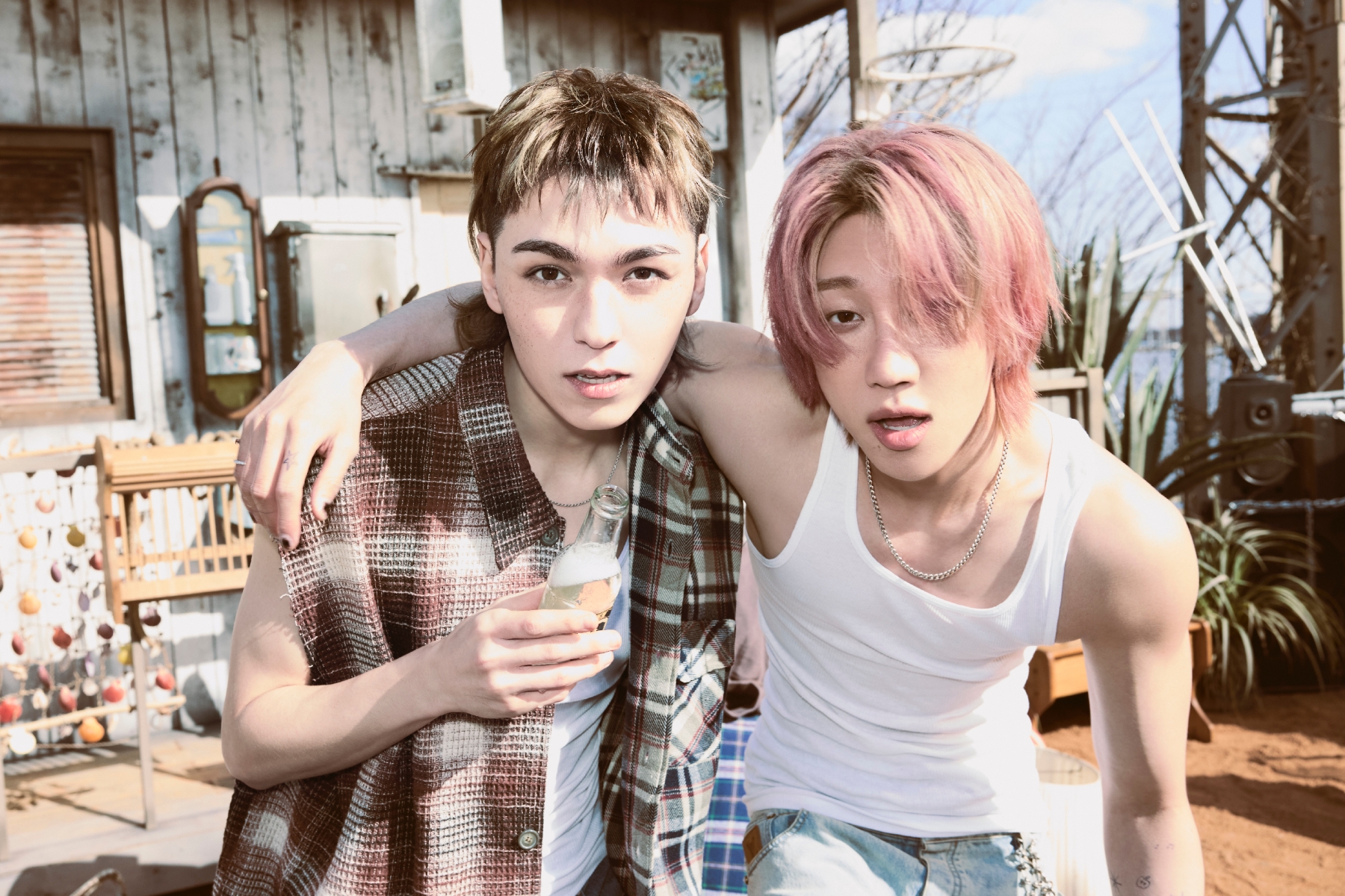 SEVENTEEN’s V8 Debuts On Billboard 200