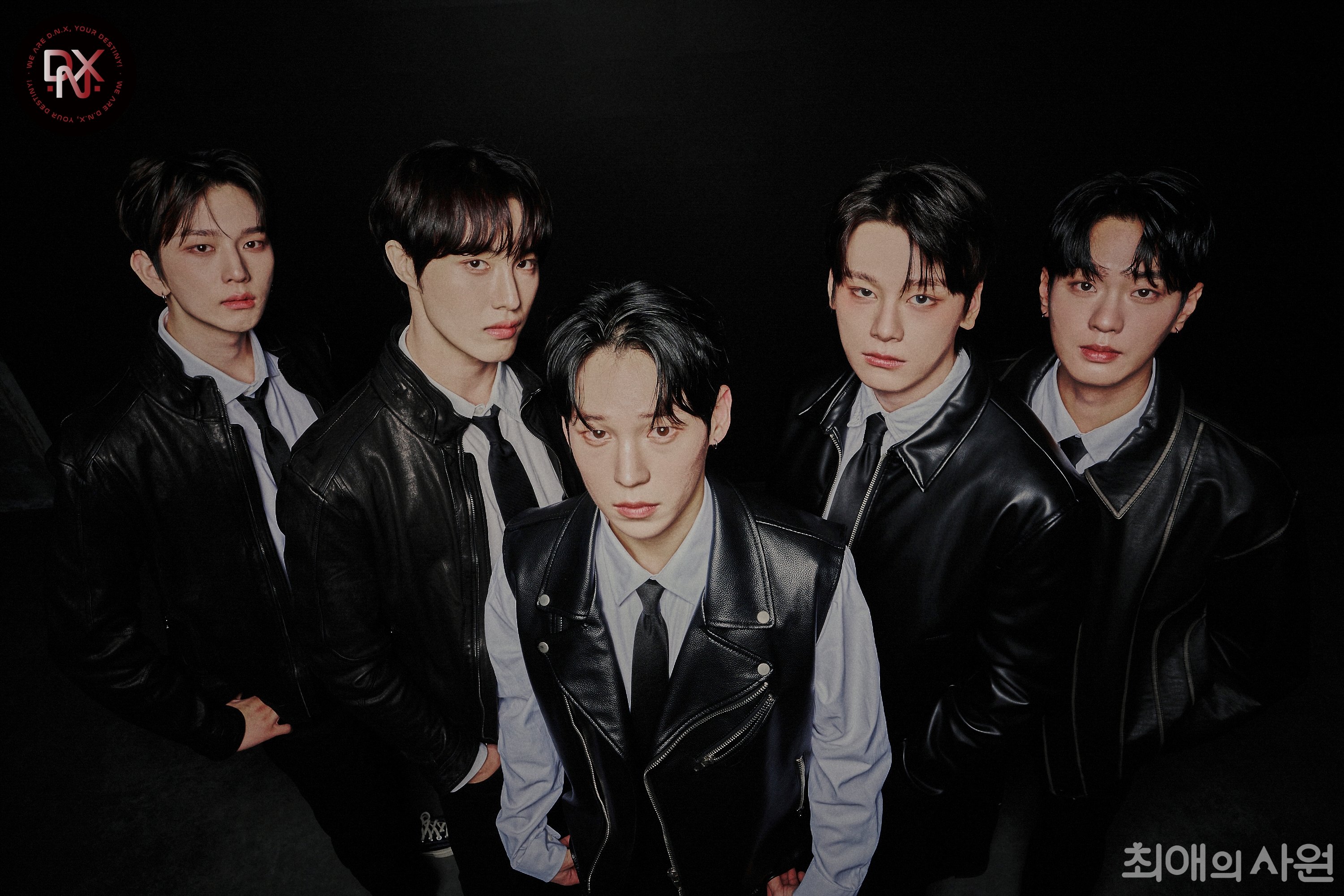 Cha Woo Min, CIX’s Hyunsuk, EPEX’s Baekseung, And More Transform Into Fictional Idol Group In “My Bias, My Boss”插图3 Cha Woo Min, CIX’s Hyunsuk, EPEX’s Baekseung, And More Transform Into Fictional Idol Group In “My Bias, My Boss”插图3
