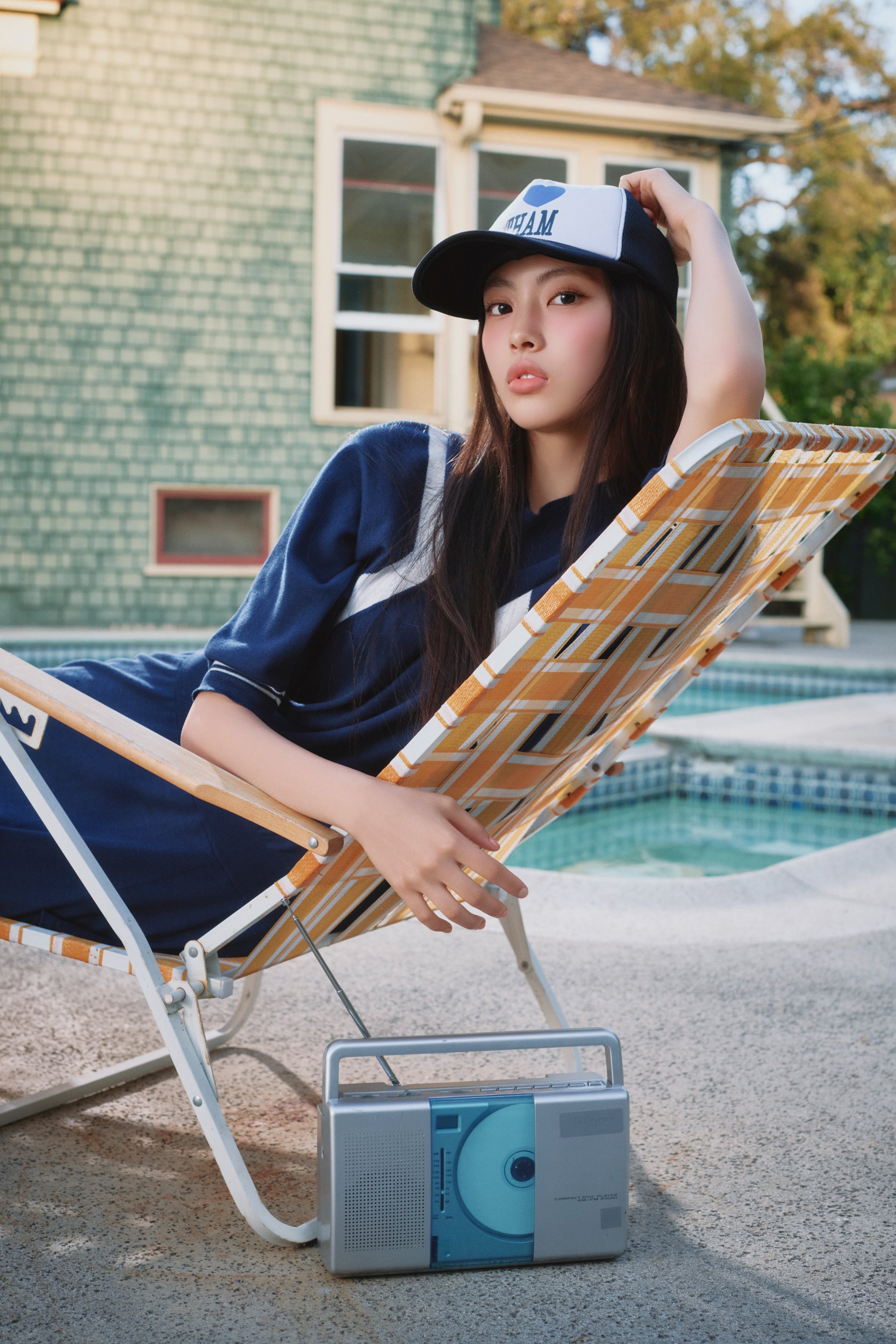 Watch: NewJeans Announces Return As 4-Member Group With “2026 Summer Of NewJeans” Films And Photos插图19