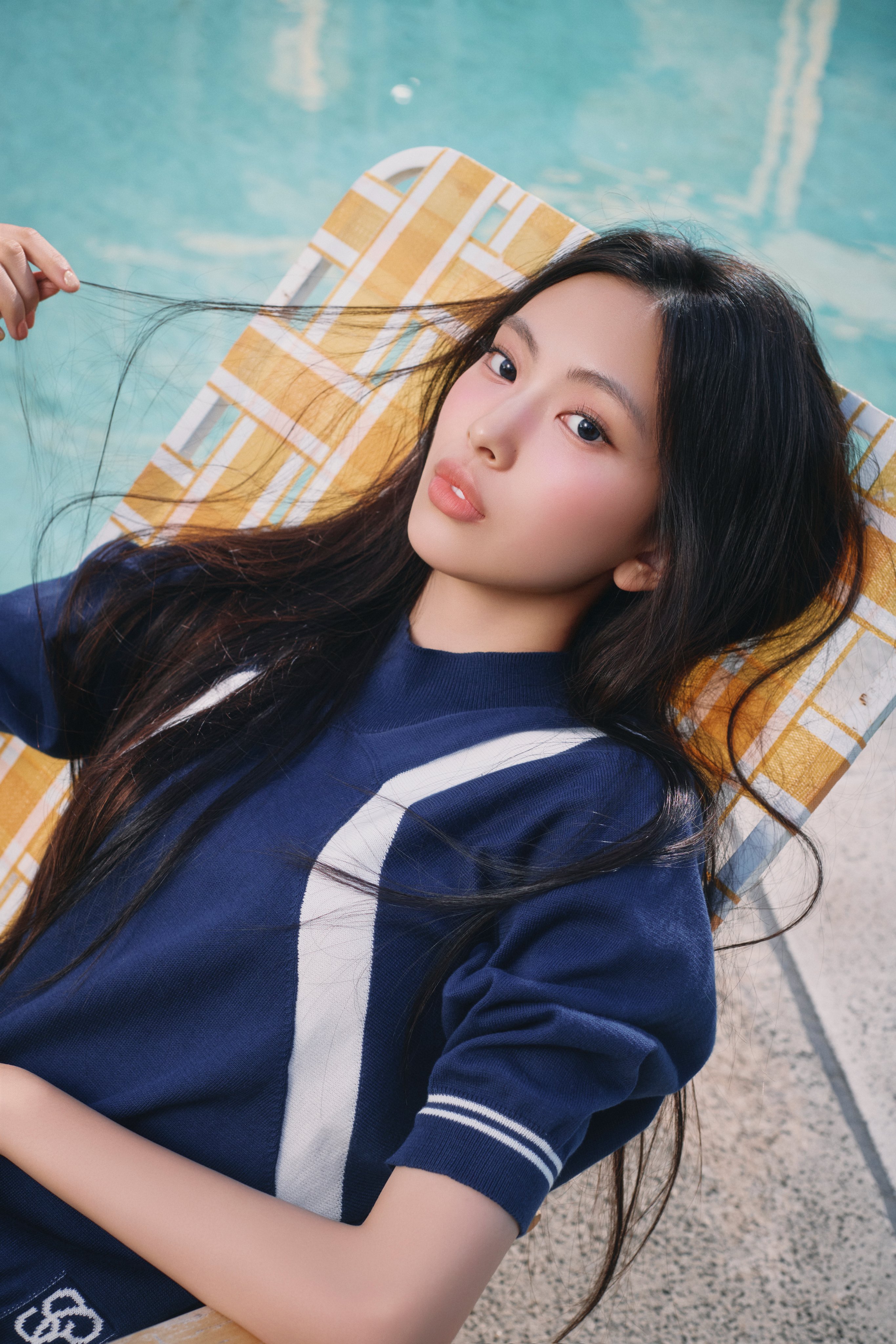 Watch: NewJeans Announces Return As 4-Member Group With “2026 Summer Of NewJeans” Films And Photos插图20