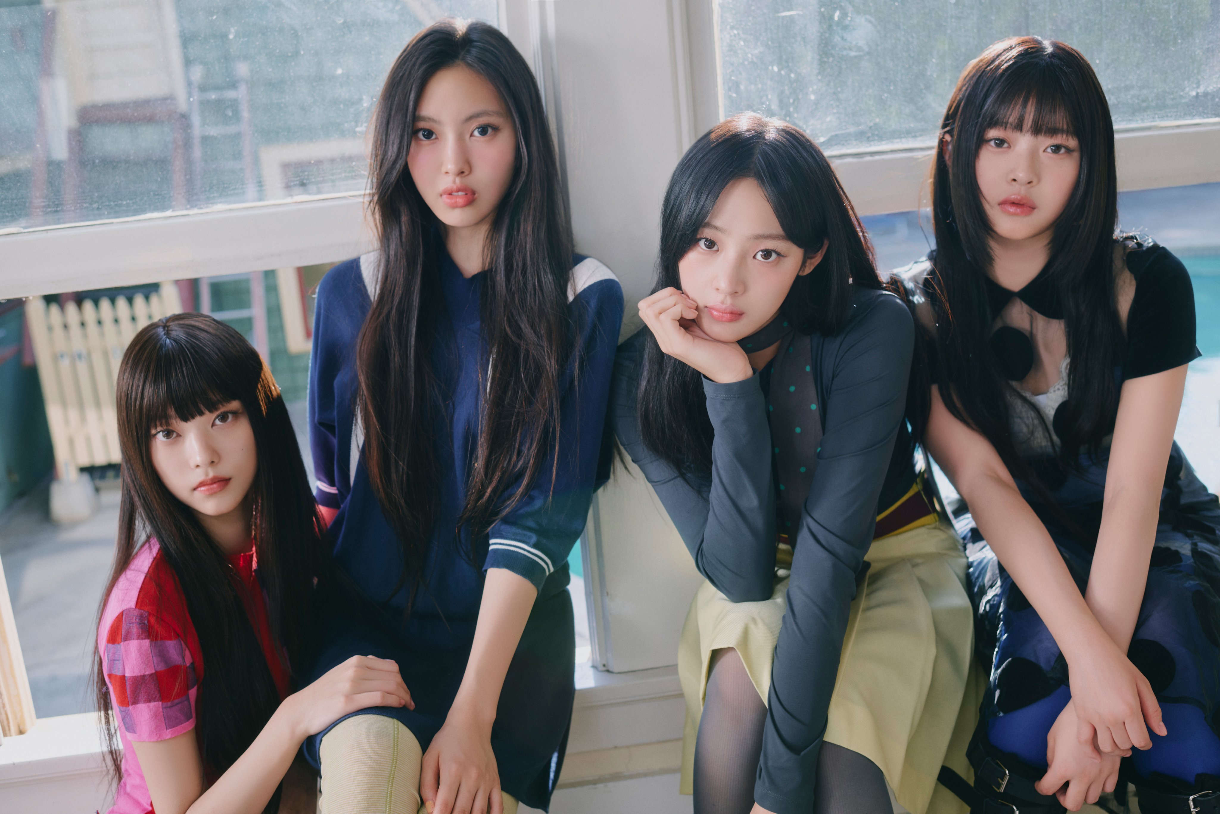 Watch: NewJeans Announces Return As 4-Member Group With “2026 Summer Of NewJeans” Films And Photos插图27
