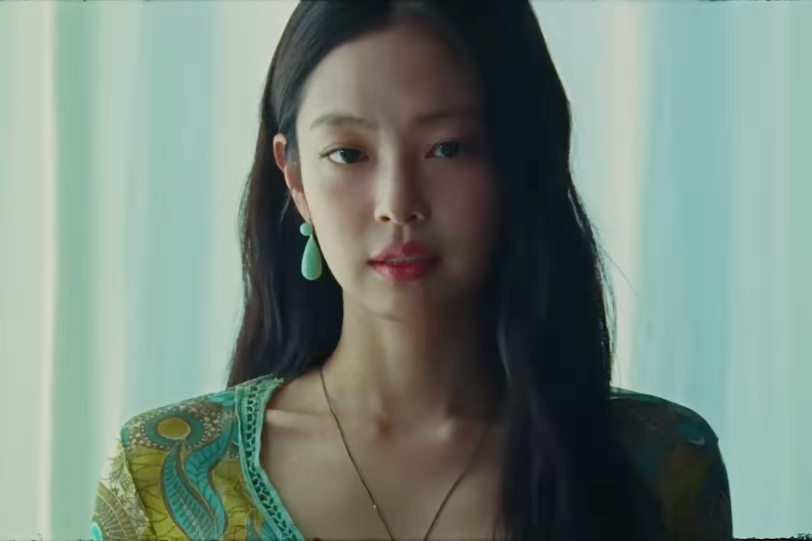 Update: BLACKPINK’s Jennie Unveils MV Teaser For “Less than a Lover”