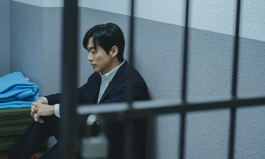 Namkoong Min Is Arrested For His Wife’s Kidnapping In “The Husband”