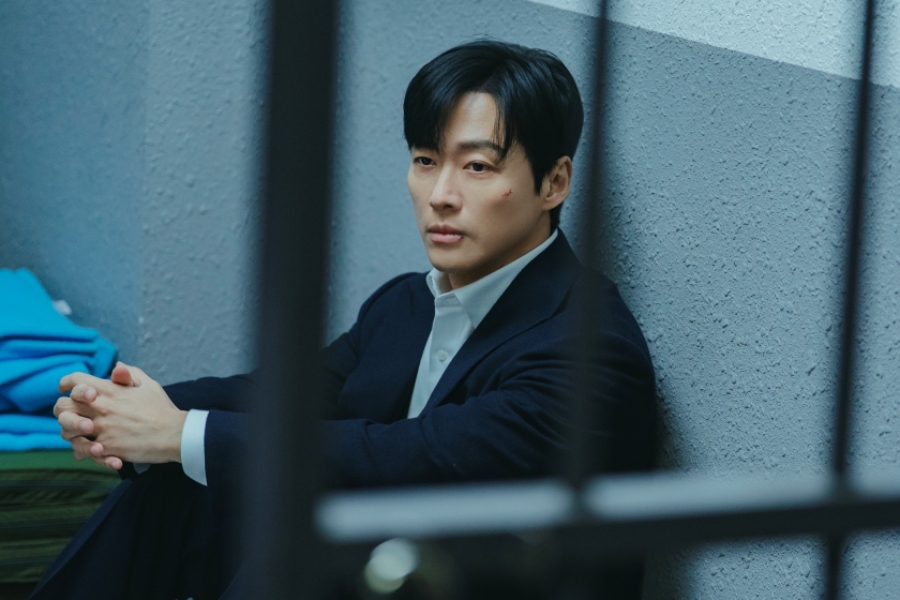 Namkoong Min Is Arrested For His Wife’s Kidnapping In “The Husband”