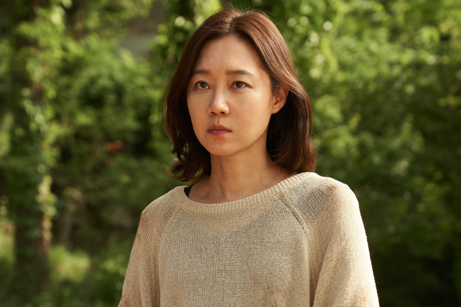Kong Hyo Jin Is A Devoted Eldest Daughter Caught Between Family And Revenge In “The Journey To Gyeongju”