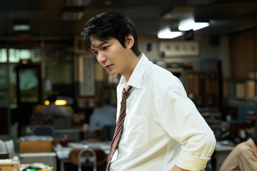 Lee Min Ho Is A Rookie Journalist Who Dives Into The Truth Behind An Attempted Assassination In New Film “Assassins”