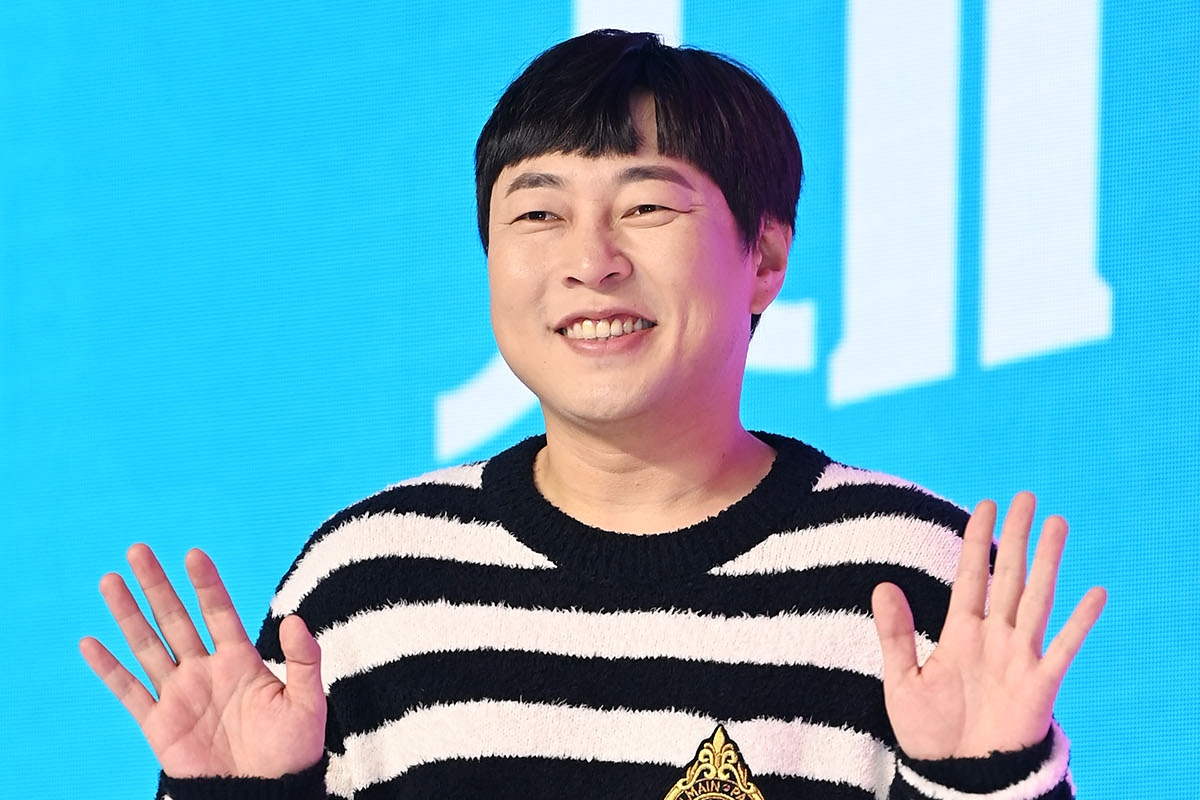 Lee Jin Ho Revealed To Have Been Discharged From Hospital After Collapsing From Cerebral Hemorrhage