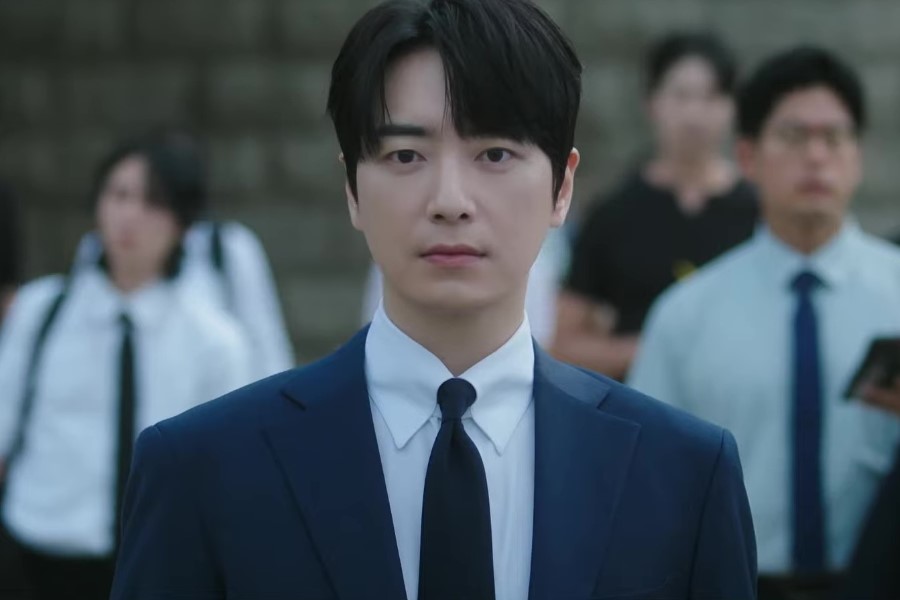 Watch: Lee Jun Hyuk Gets A New Outlook On Life After Winning The Lottery In New Drama “The Ordinary Jackpot” Teasers