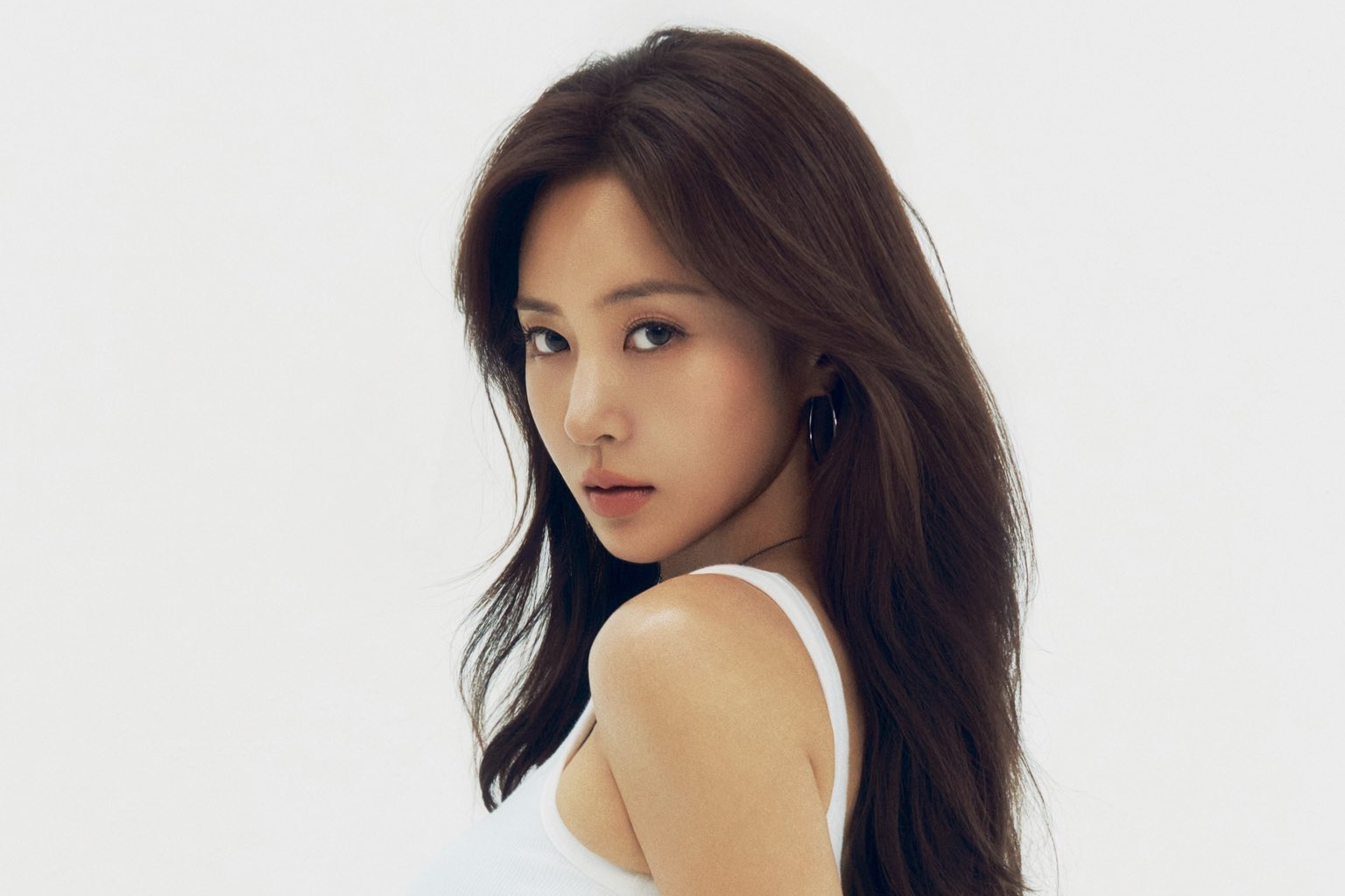 Update: Girls’ Generation-HRS Unveils Yuri’s Teasers For Debut Single “Skibidi”