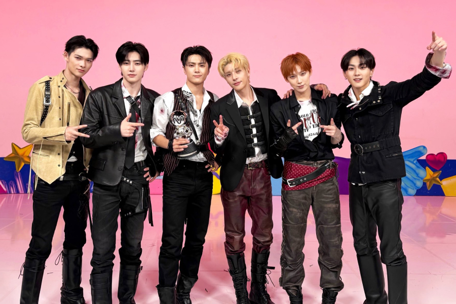 Watch: ENHYPEN Takes 2nd Win For “Bloody Paradise” On “M Countdown”; Performances By NCT 127, ALPHA DRIVE ONE, And More