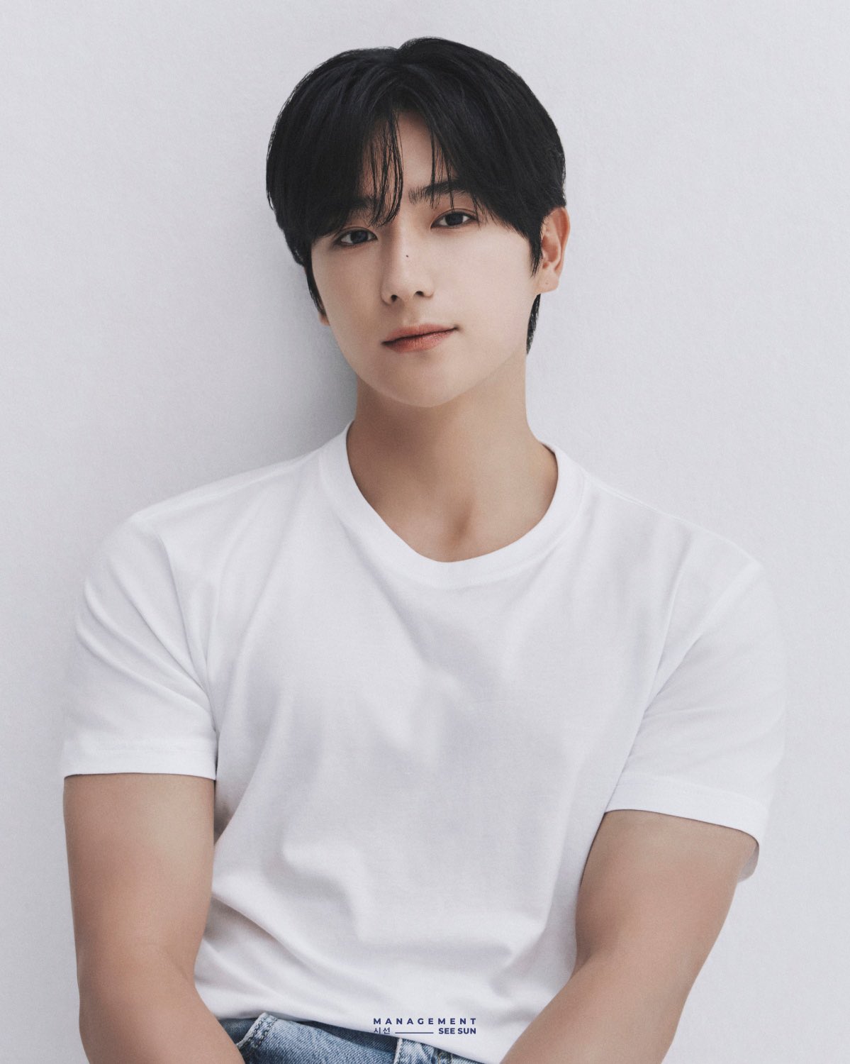 THE BOYZ’s Hyunjae Poses In New Profile Photos As Actor Lee Jae Hyun