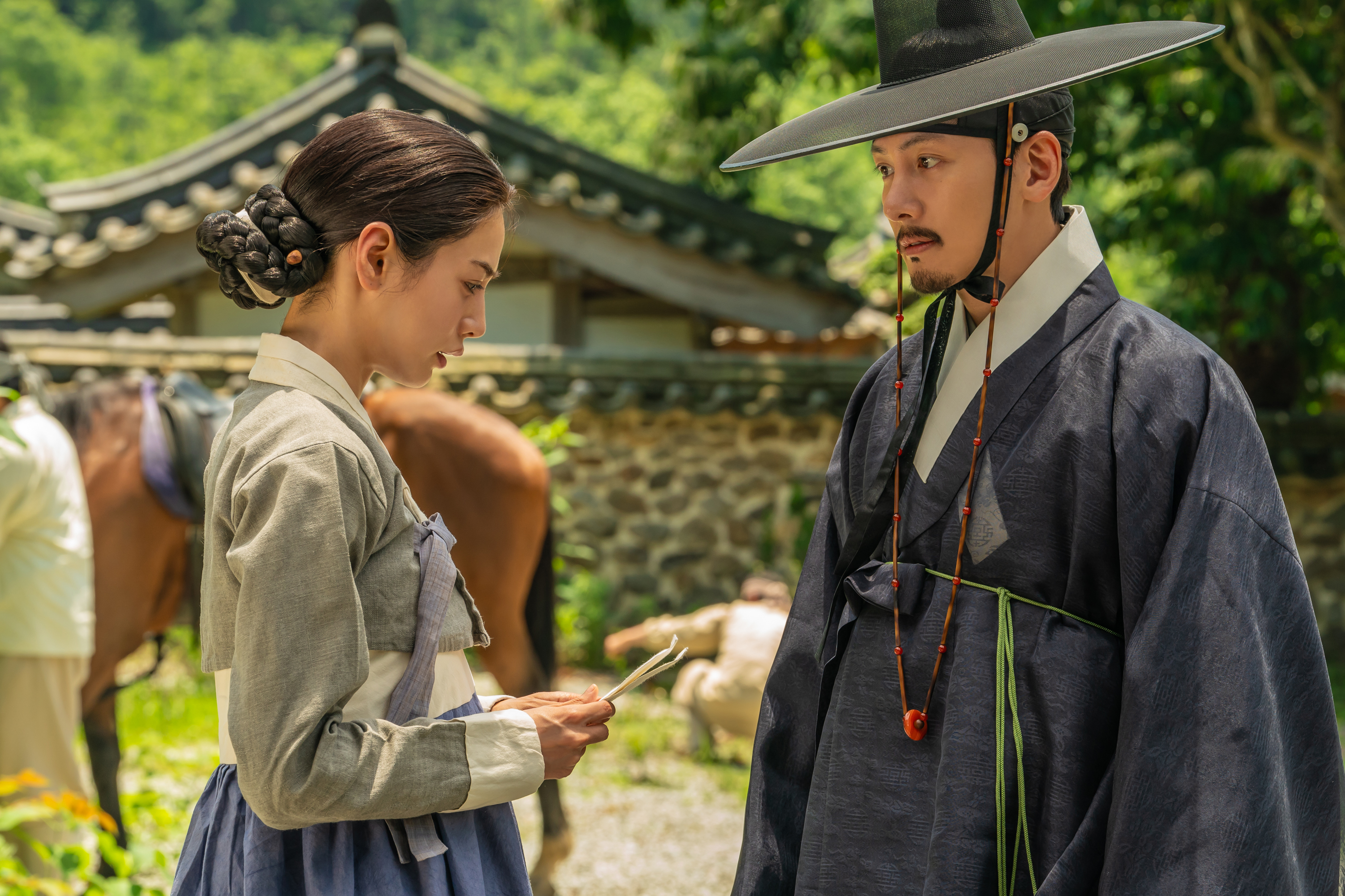 Son Ye Jin, Ji Chang Wook, And Nana Have Complicated Relationships In “The Scandal” 圖片 4